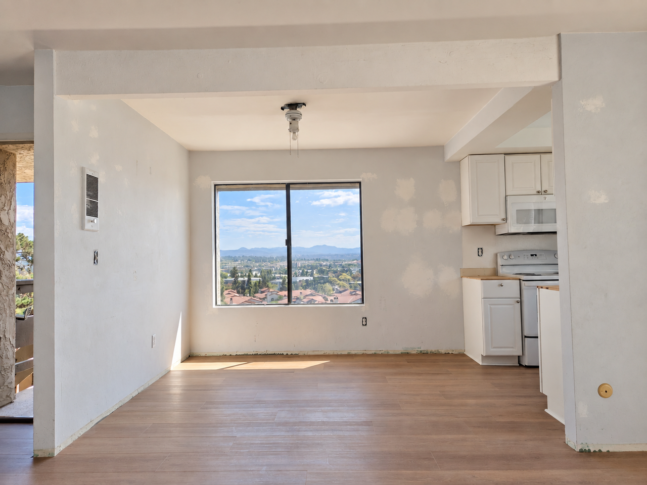 13787 Mango Dr - Photo 4 of 11