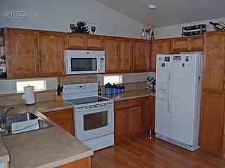 1850 E 9th St - Photo 3 of 13