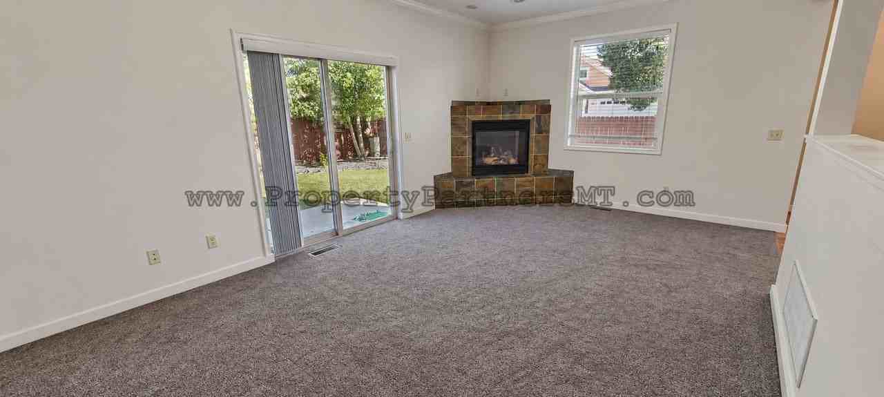 712 Forestglen Dr - Photo 6 of 25
