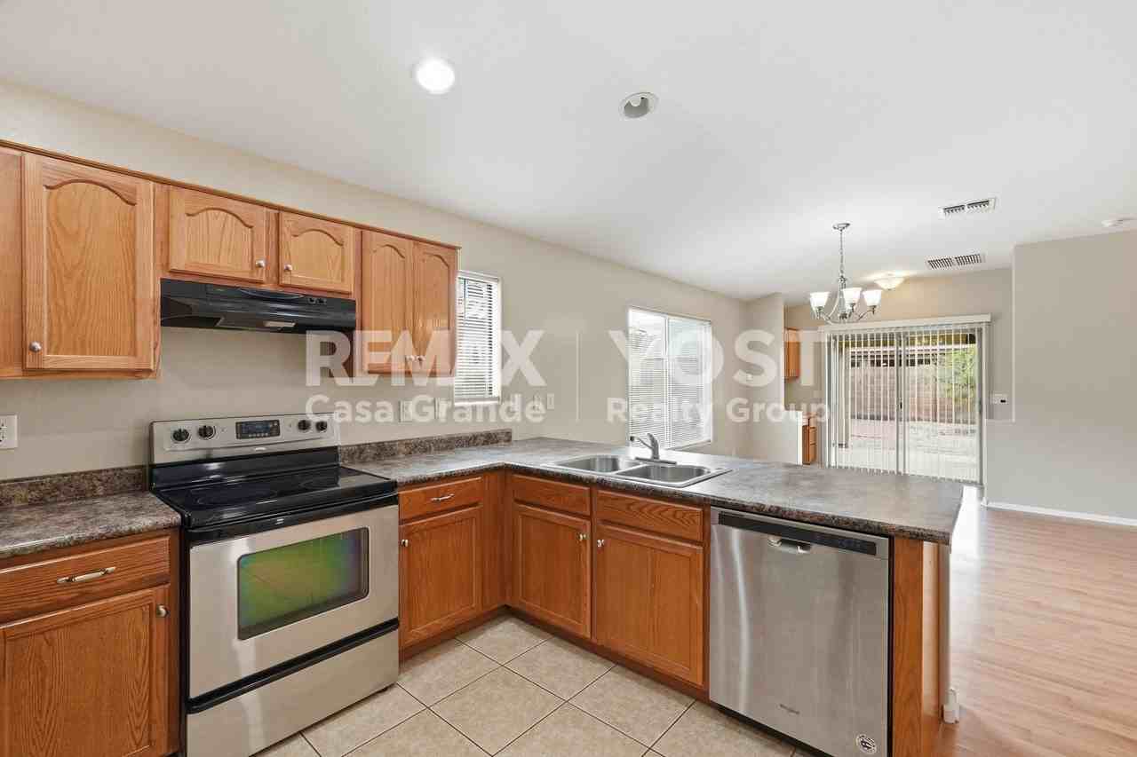 1377 E Prickly Pear Dr - Photo 7 of 22