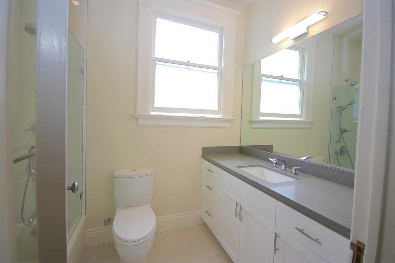 1674 Filbert - Photo 2 of 9