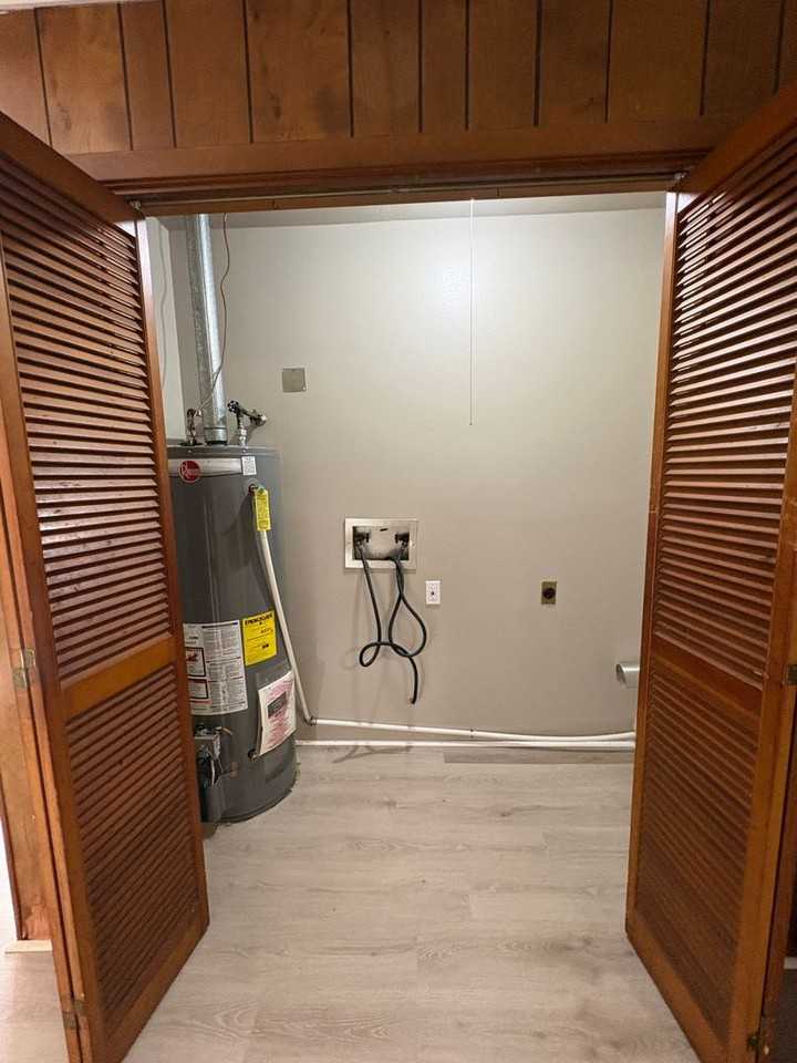 913 Babylon Rd - Photo 7 of 15