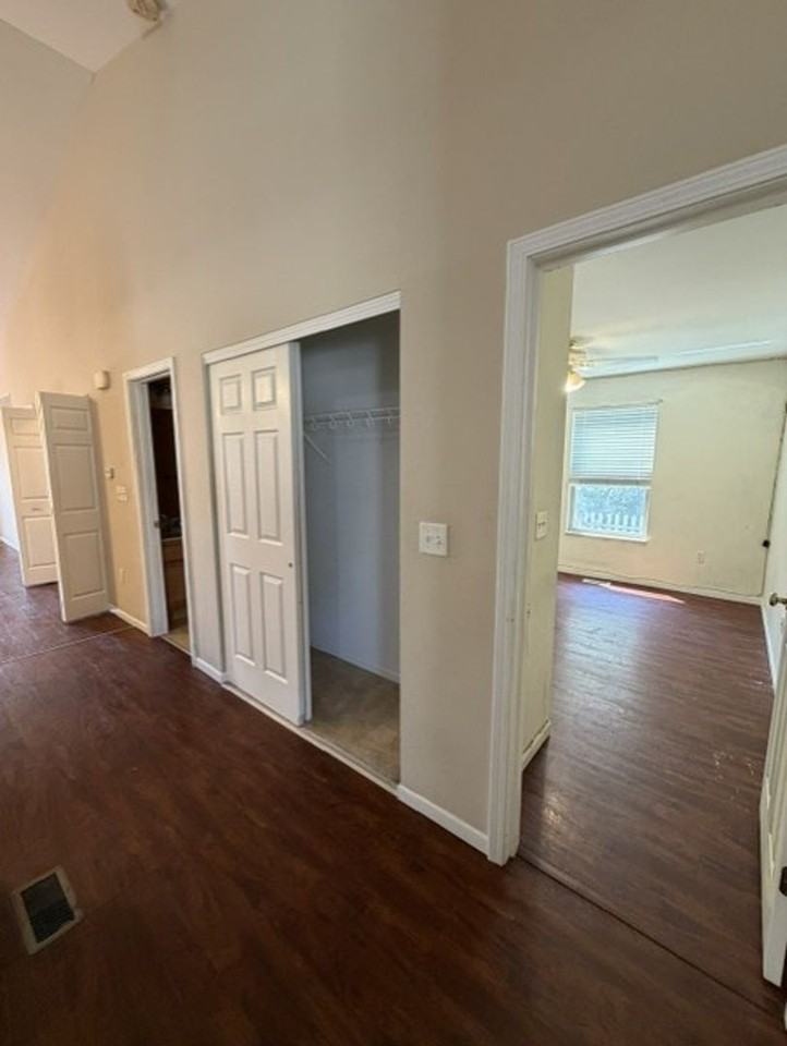 10925 Upland Terrace Dr - Photo 3 of 17