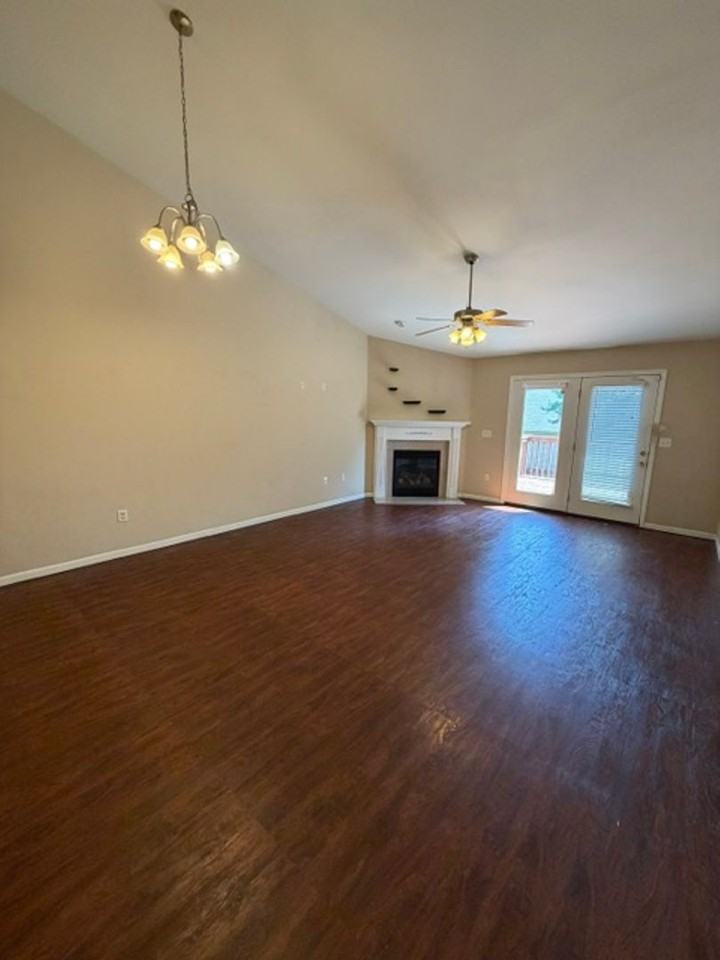 10925 Upland Terrace Dr - Photo 5 of 17