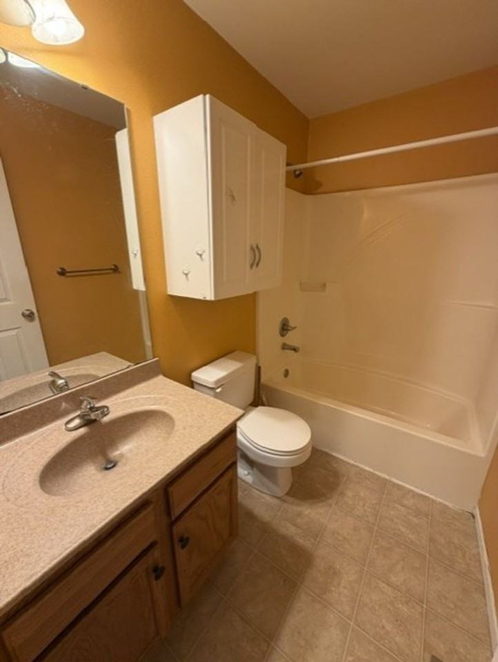 10925 Upland Terrace Dr - Photo 7 of 17