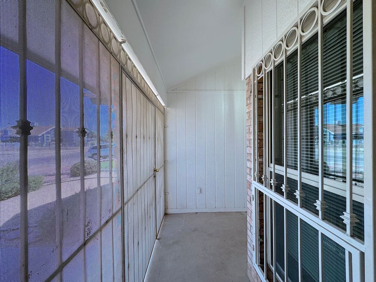 11620 Bunky Henry Ln - Photo 2 of 29