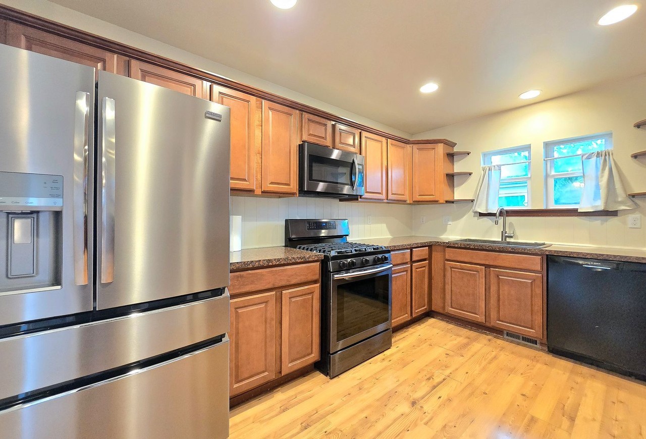 28602 74th Dr Nw - Photo 2 of 23
