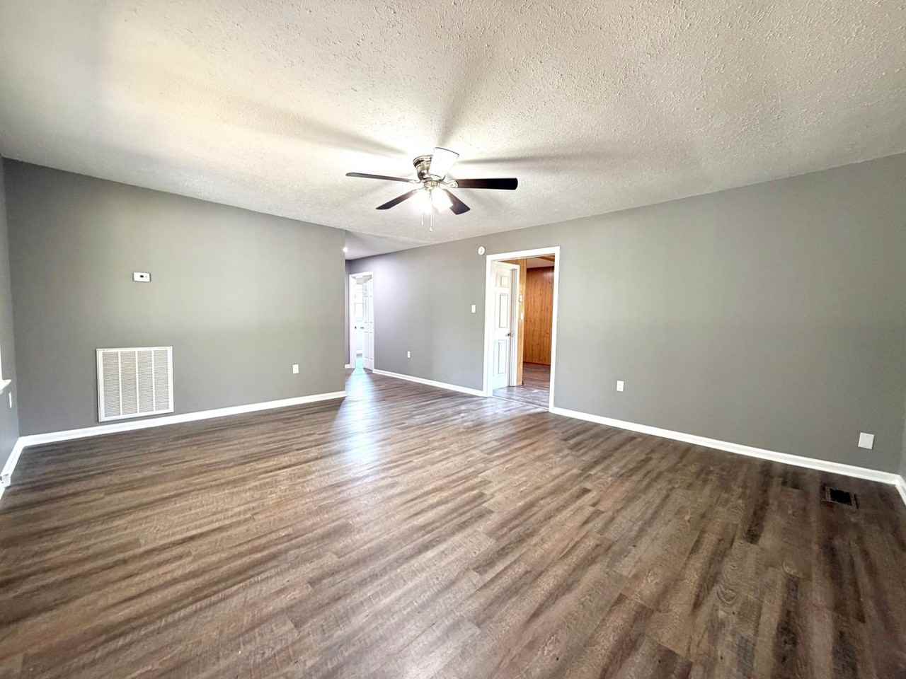 1710 Cumberland Heights Rd - Photo 6 of 23