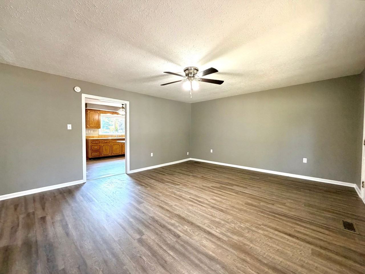 1710 Cumberland Heights Rd - Photo 7 of 23