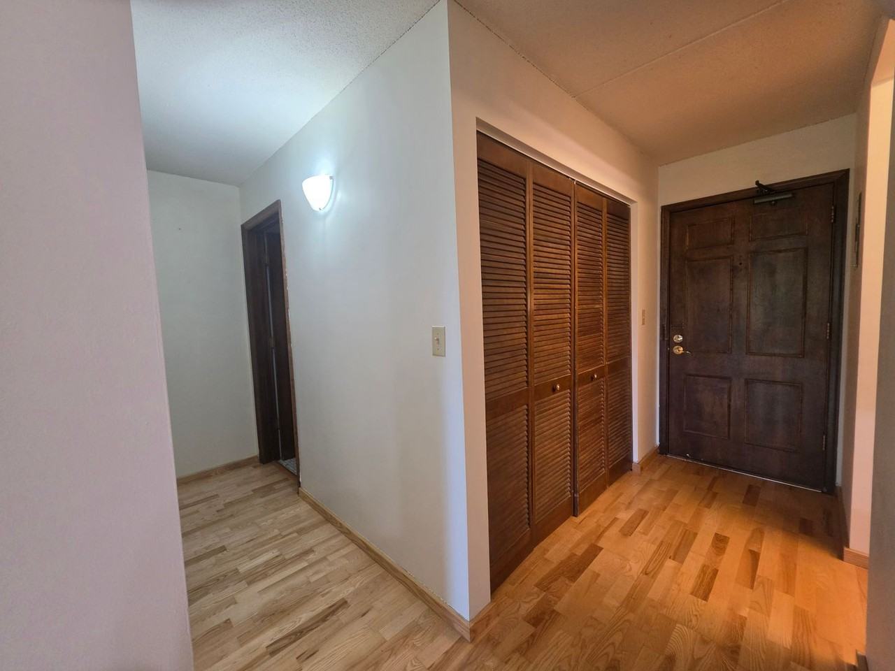 6670 Vernon Ave S - Photo 7 of 13
