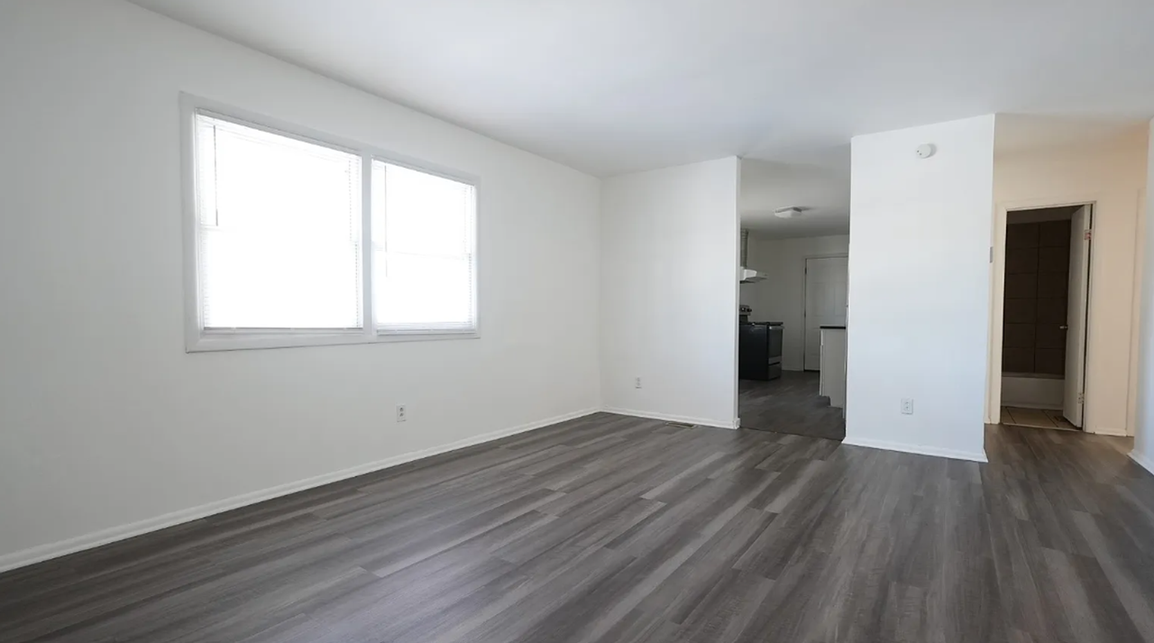 3613 Jonquil St - Photo 2 of 8