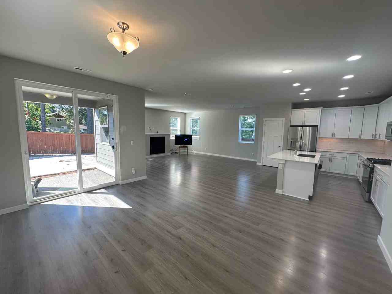 7741 20th Ln Se - Photo 5 of 23