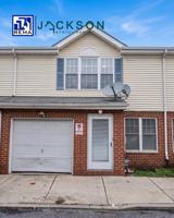 featured image of 2718 Titan St