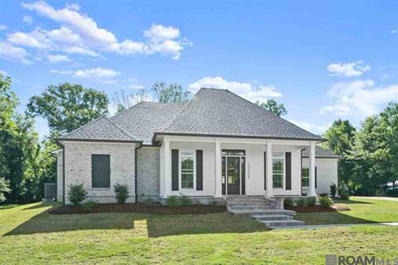 10290 Bayou Xing - Photo 3 of 33