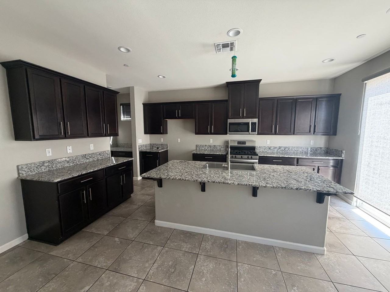 3737 E Myrtle Ave - Photo 4 of 18
