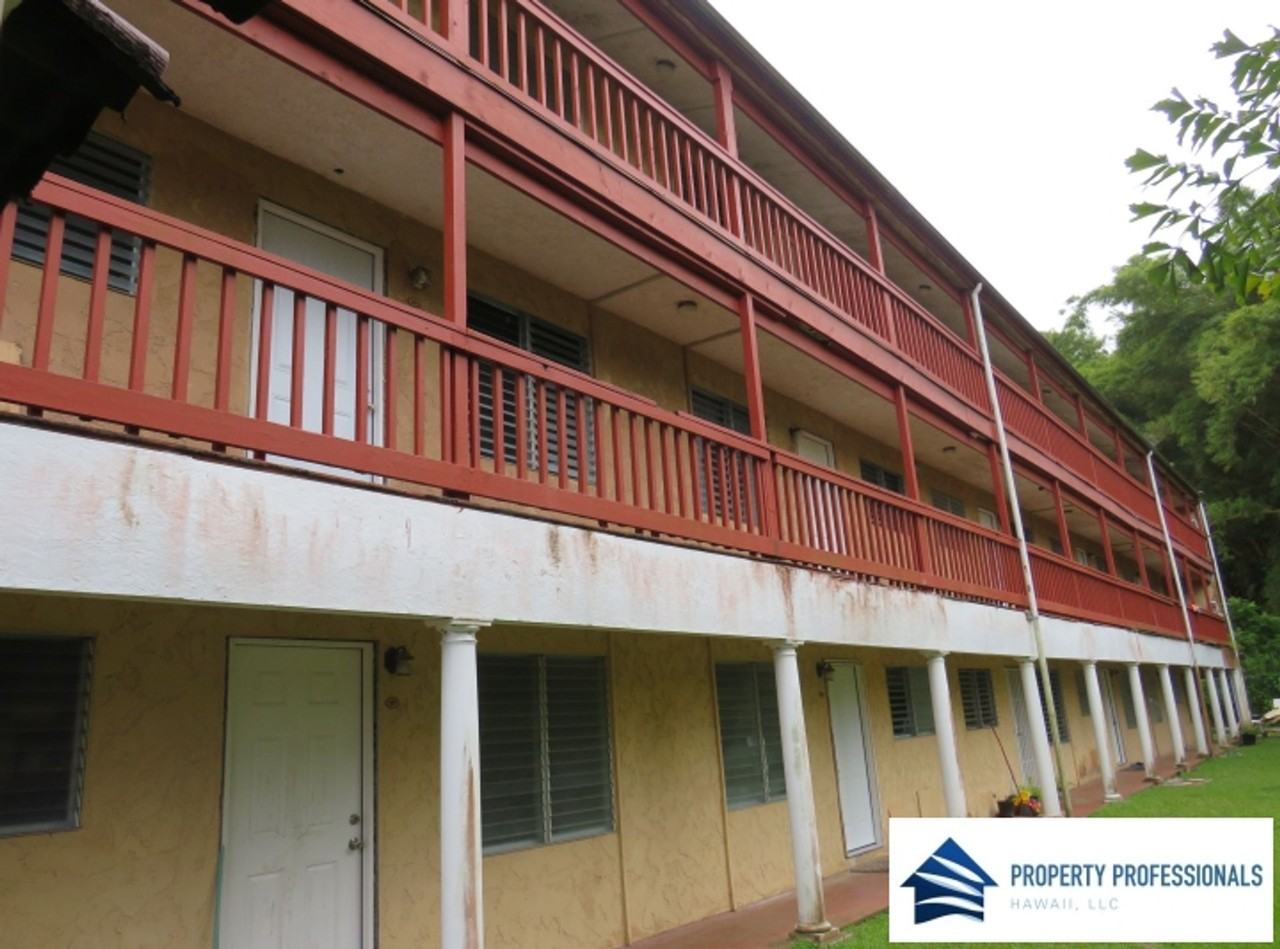 Renovated 2 bedroom apartment in Hilo - Photo 2 of 7