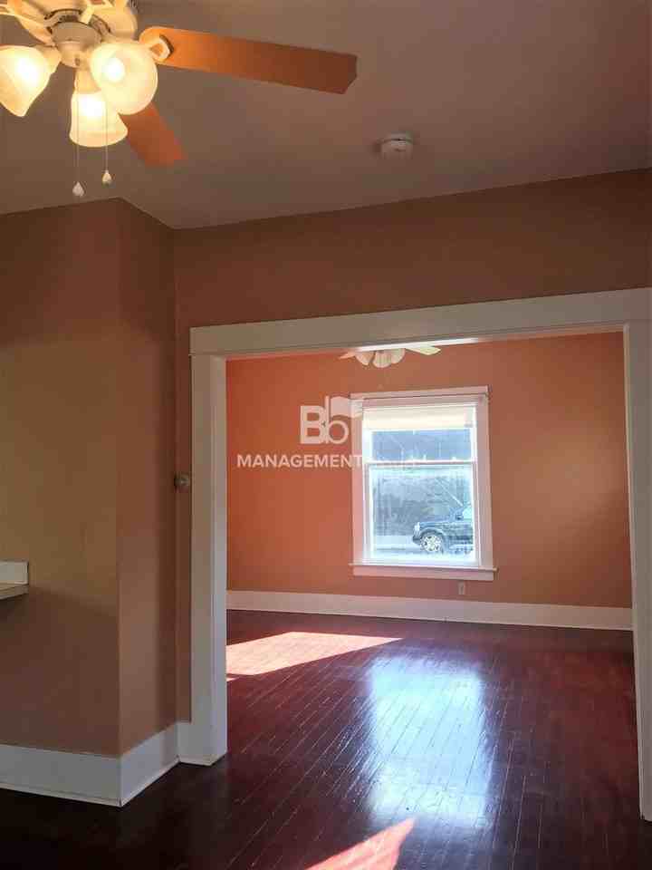 505 S Nebraska St - Photo 7 of 31