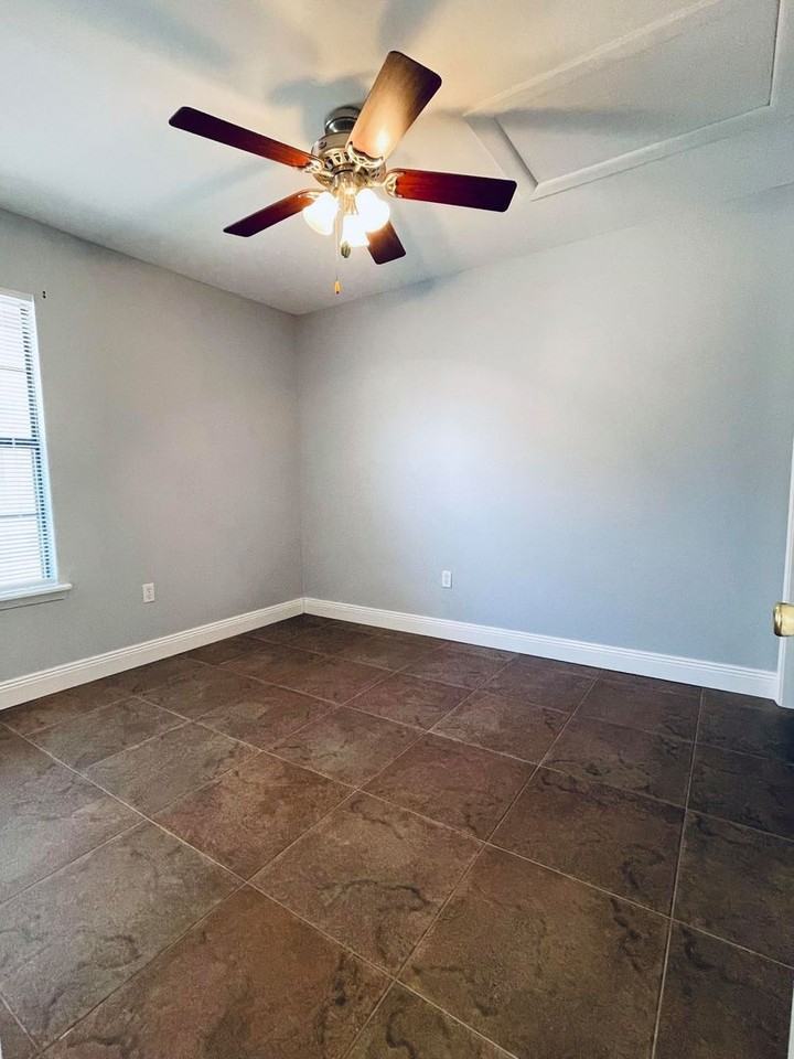 413 Odin Ln Nw - Photo 4 of 16