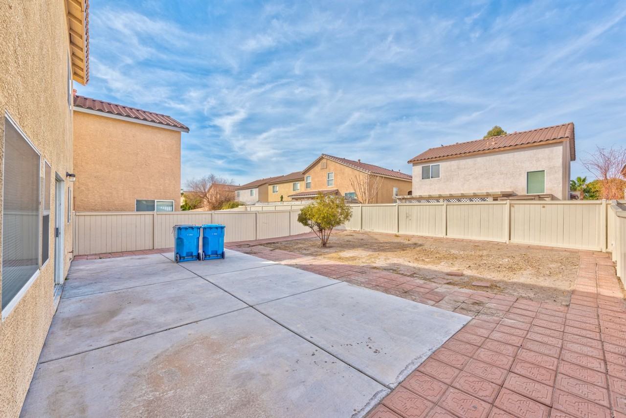 5908 Mahogany Mountain Dr - Photo 3 of 17