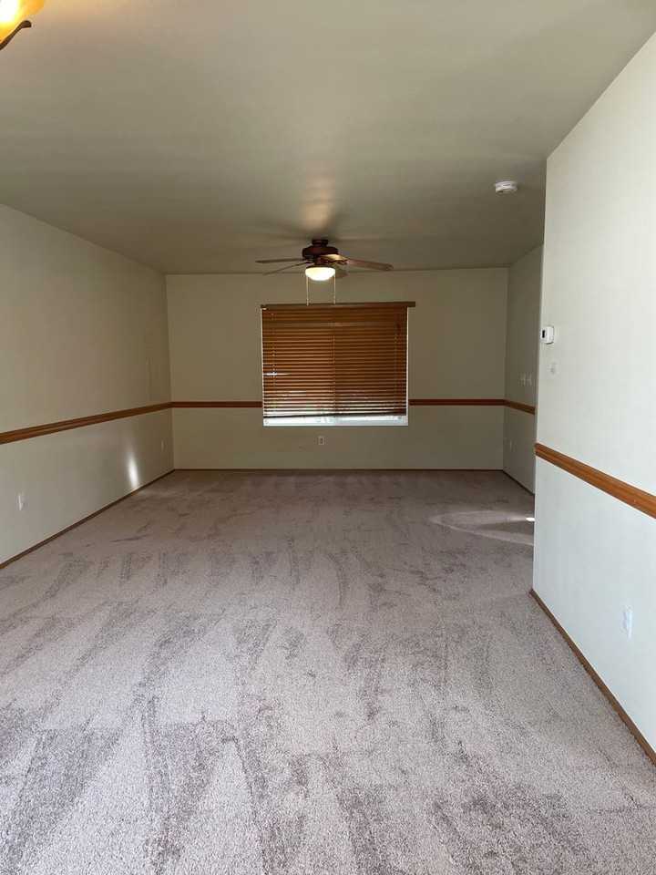 2839 Martin St - Photo 5 of 13