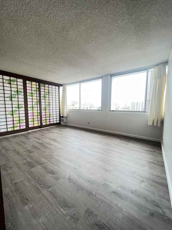 1560 Kanunu St #1318 - Photo 2 of 42