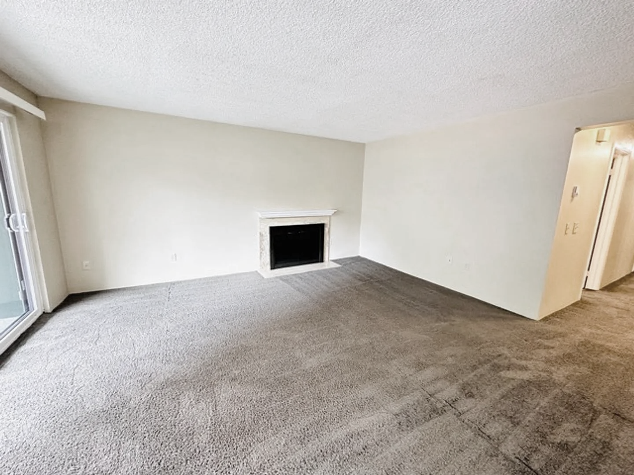 13741 15th Ave Ne - Photo 5 of 16