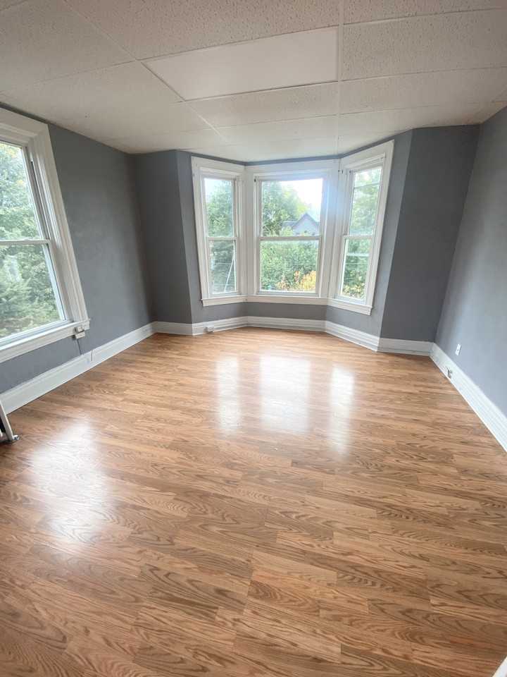 911 State Street - Photo 2 of 16