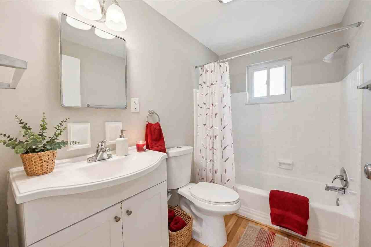 Meadows Townhomes - Photo 4 of 5