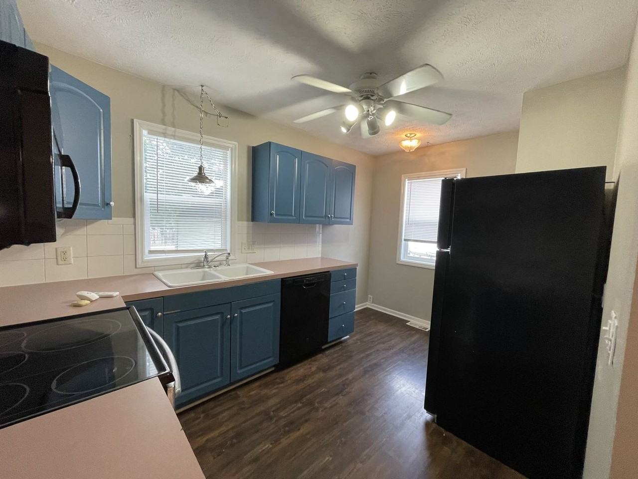 1940 S 48th St - Photo 3 of 13