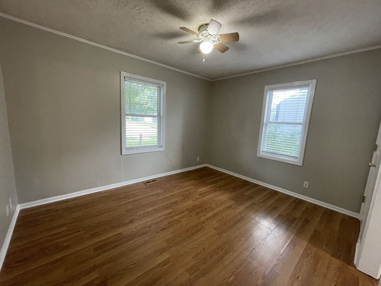 1940 S 48th St - Photo 5 of 13