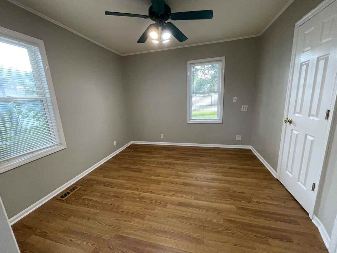 1940 S 48th St - Photo 6 of 13