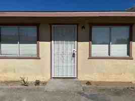 featured image of 512 W Atkins Ave