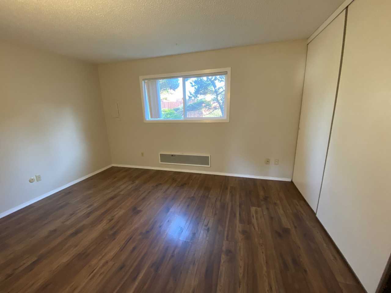 717 Southwest 6th Street 575TAT - Photo 4 of 22