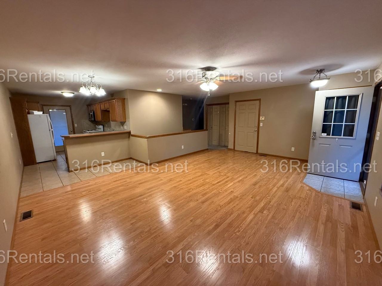 417 W Odell Ct - Photo 4 of 20