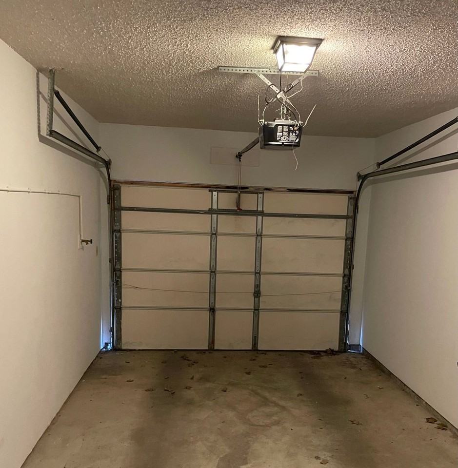 Westbury Apartments - Photo 7 of 10
