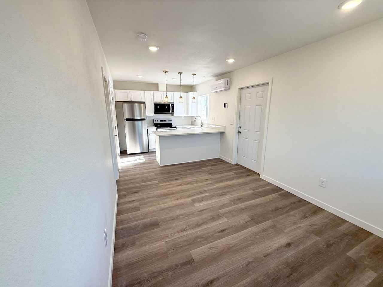 27318 Cabrillo Dr - Photo 6 of 11