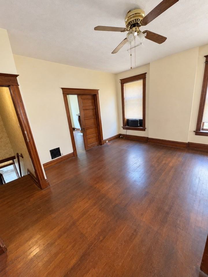 2608 Minnesota Ave - Photo 5 of 7