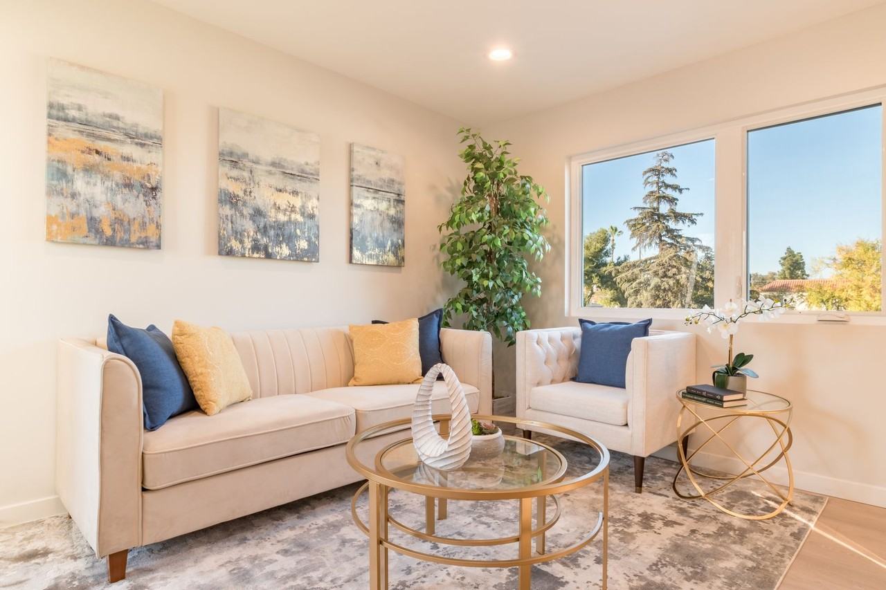 5248 Cleon Ave - Photo 4 of 16