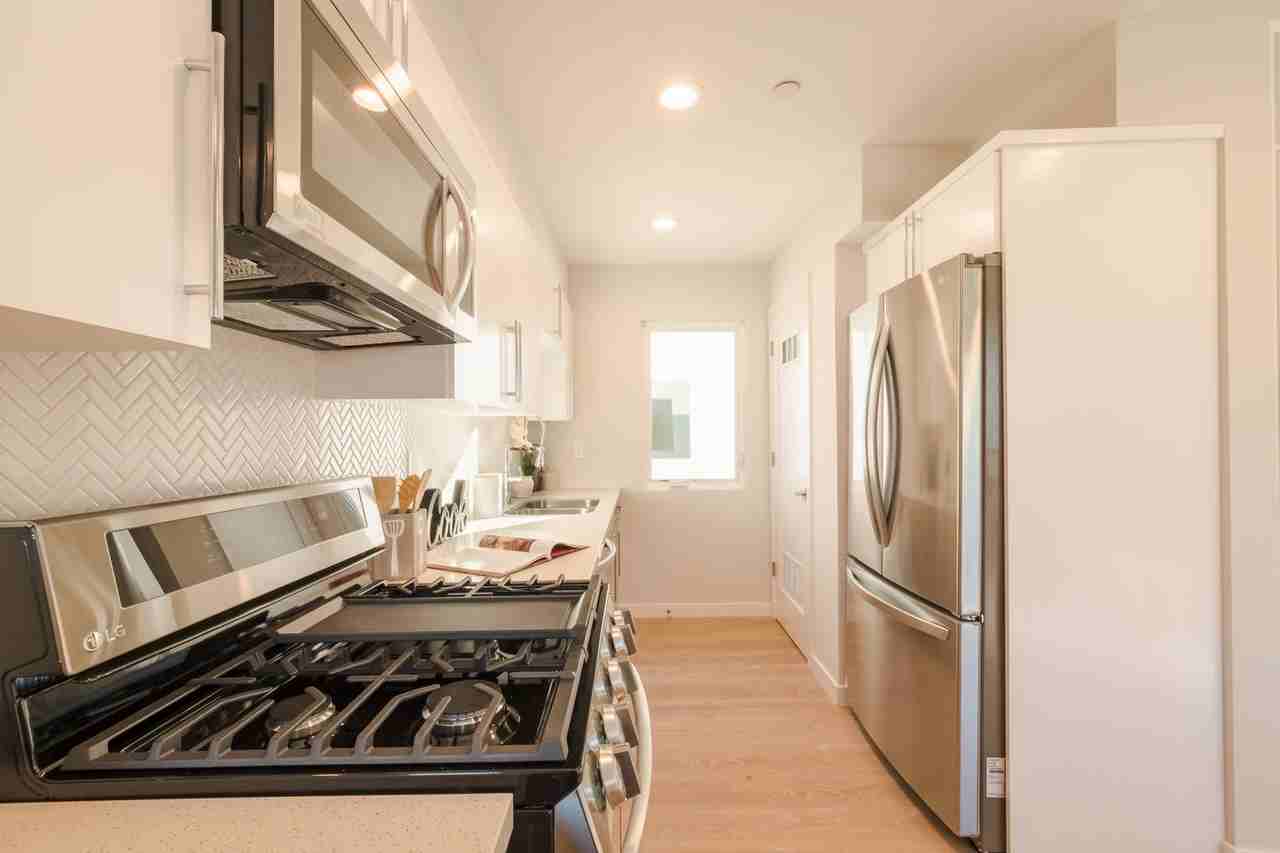 5248 Cleon Ave - Photo 7 of 16