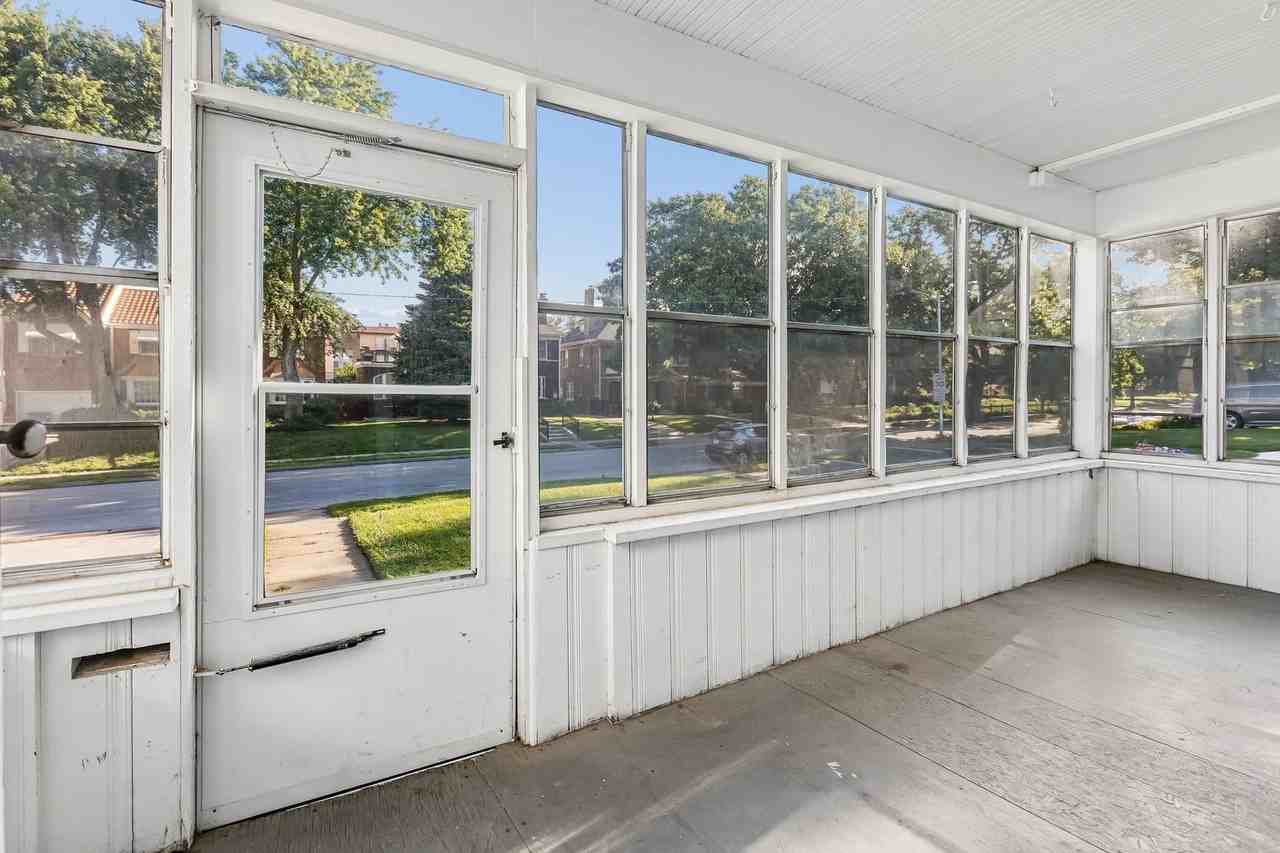 3863 California St - Photo 2 of 24