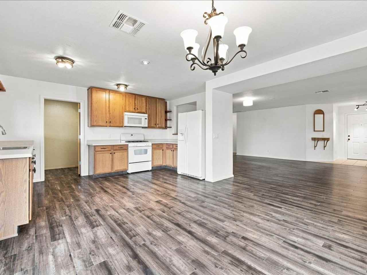 3540 S Desert Echo Rd - Photo 6 of 22