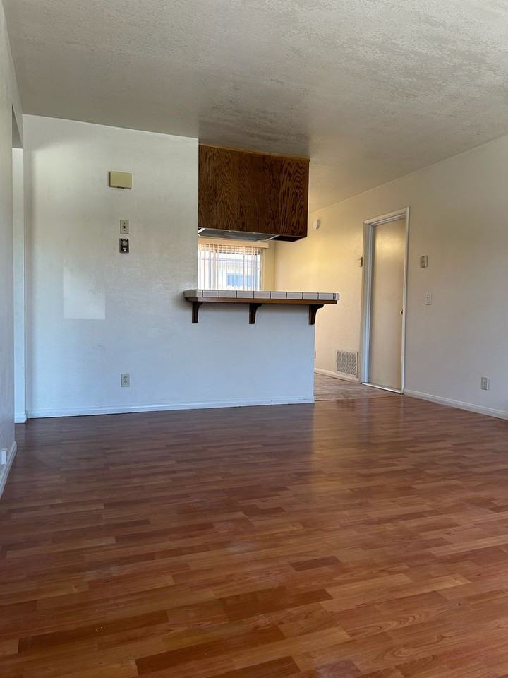 208A S Gold Canyon St - Photo 3 of 12