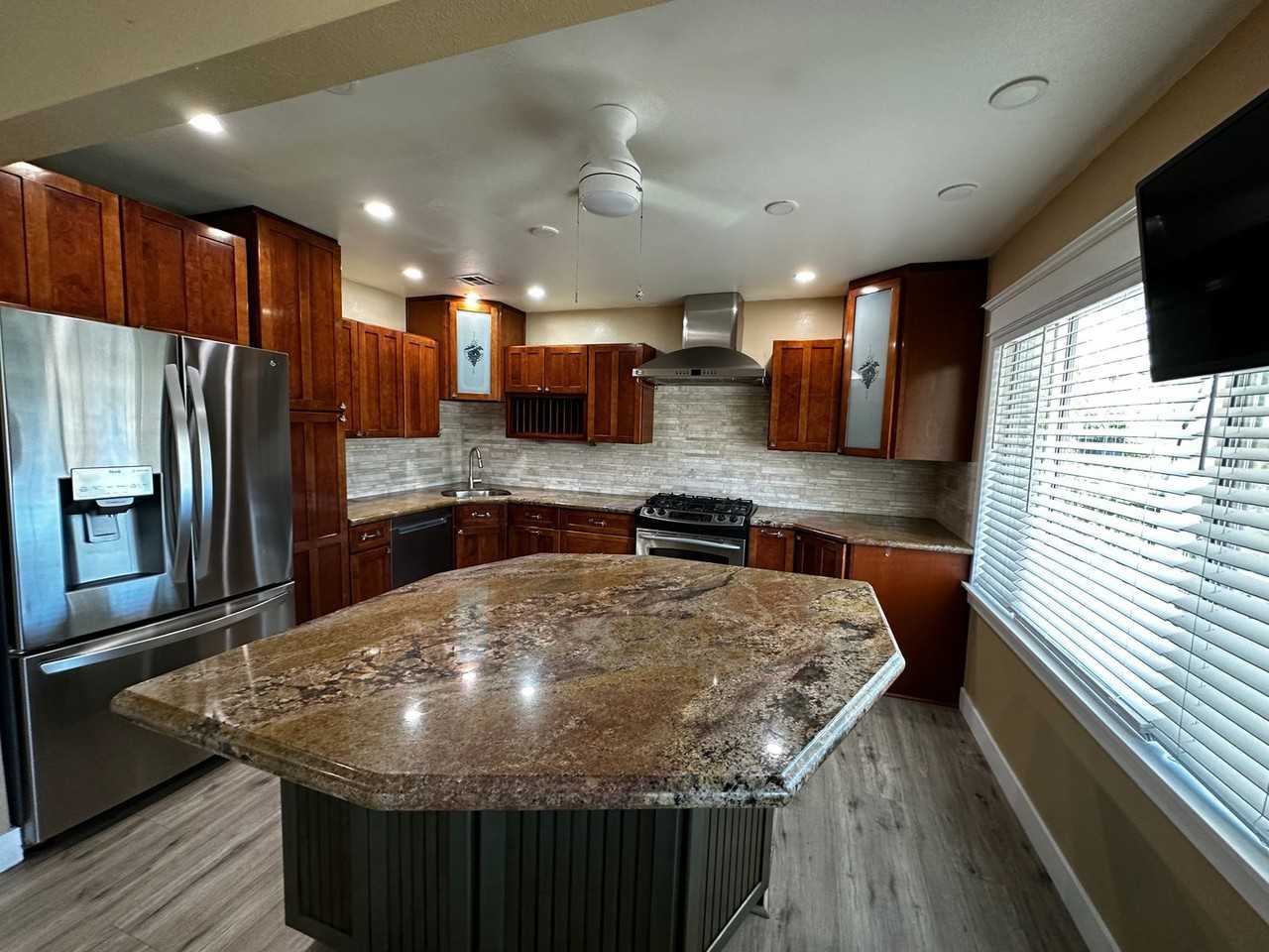 6061 Navajo Rd - Photo 2 of 18