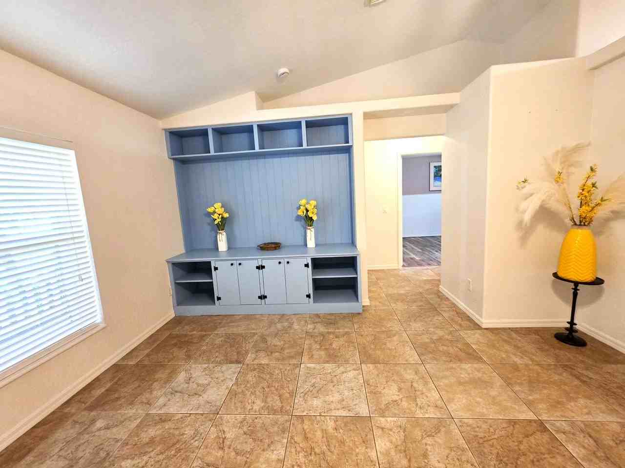 6707 Coquina Ave - Photo 5 of 50