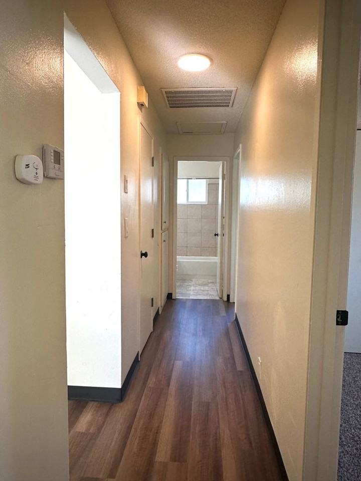 3970 Meteor St - Photo 7 of 19