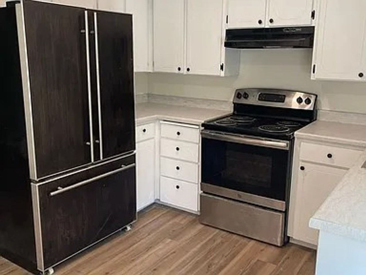 409 Se 165th Ave - Photo 2 of 16