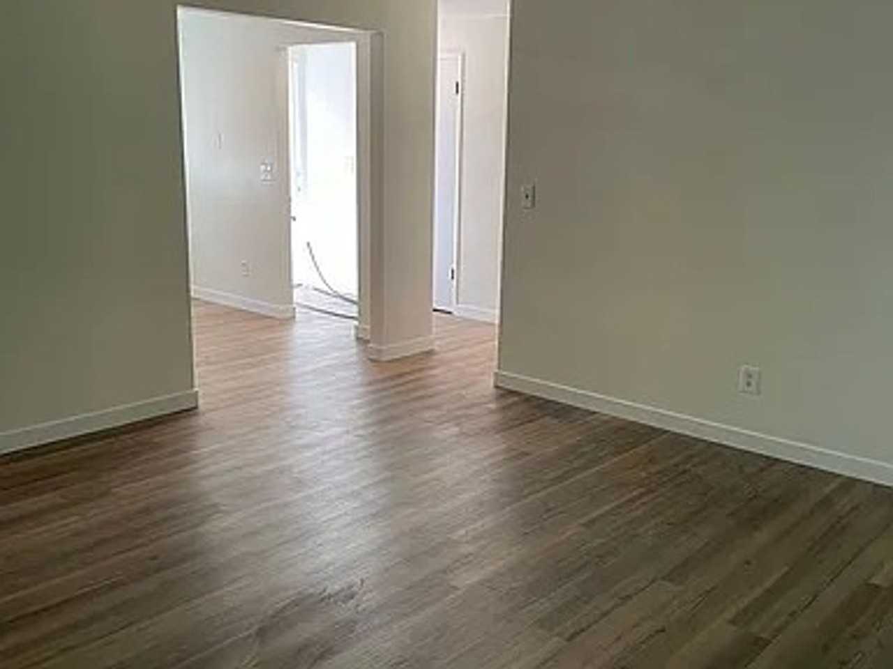 409 Se 165th Ave - Photo 7 of 16