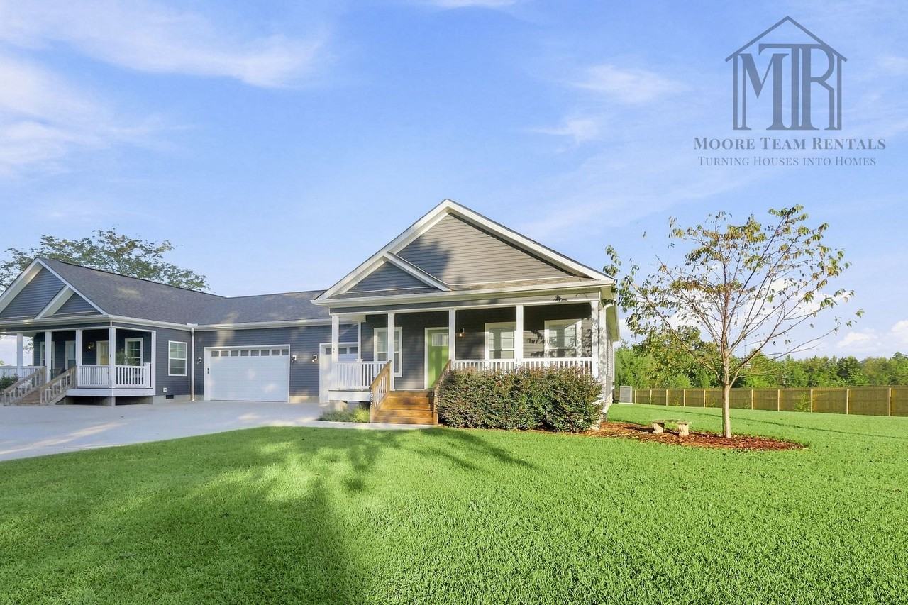 2095 Orchard Rd - Photo 3 of 24