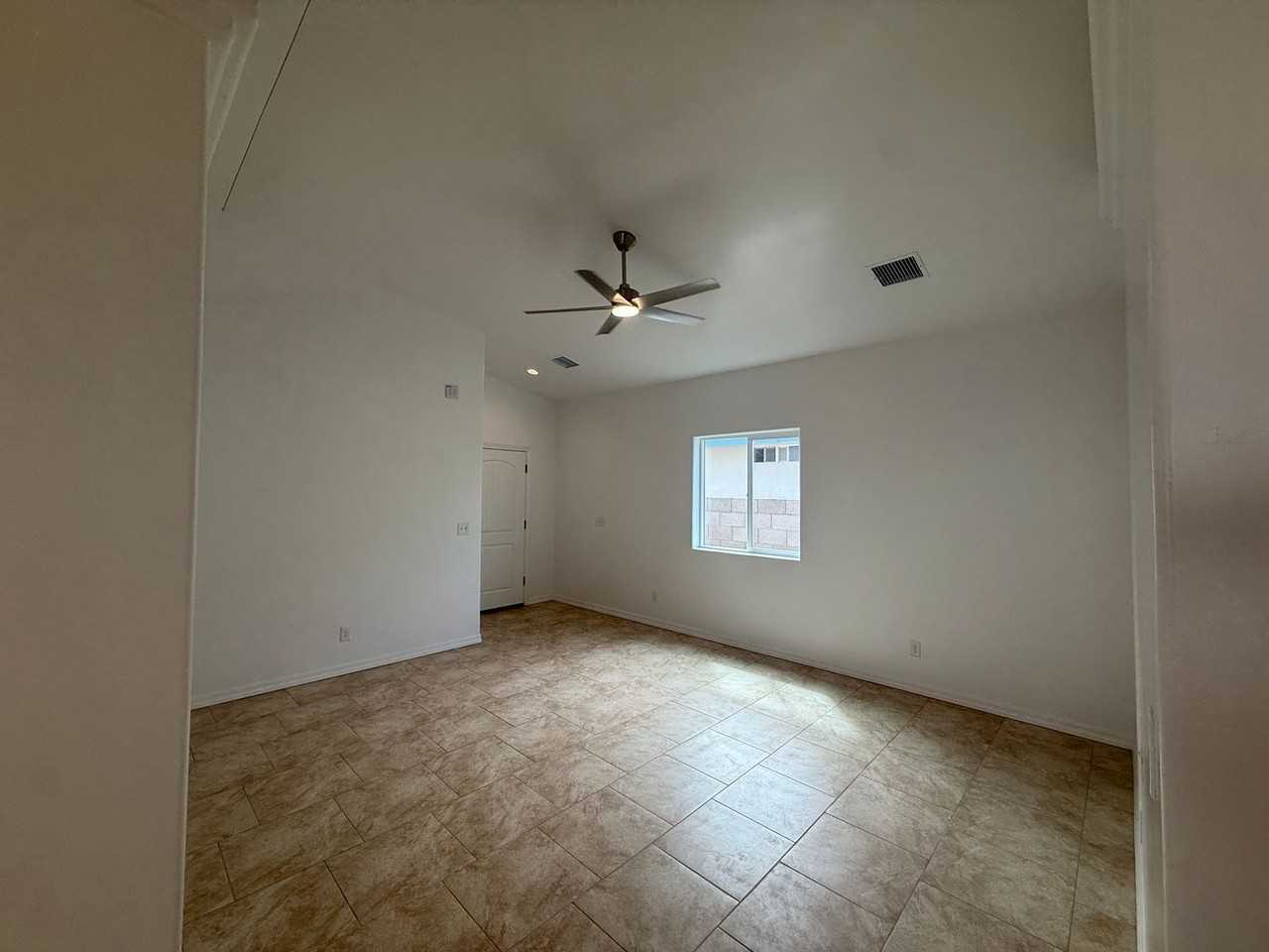 3591 N Verdugo Rd - Photo 3 of 10
