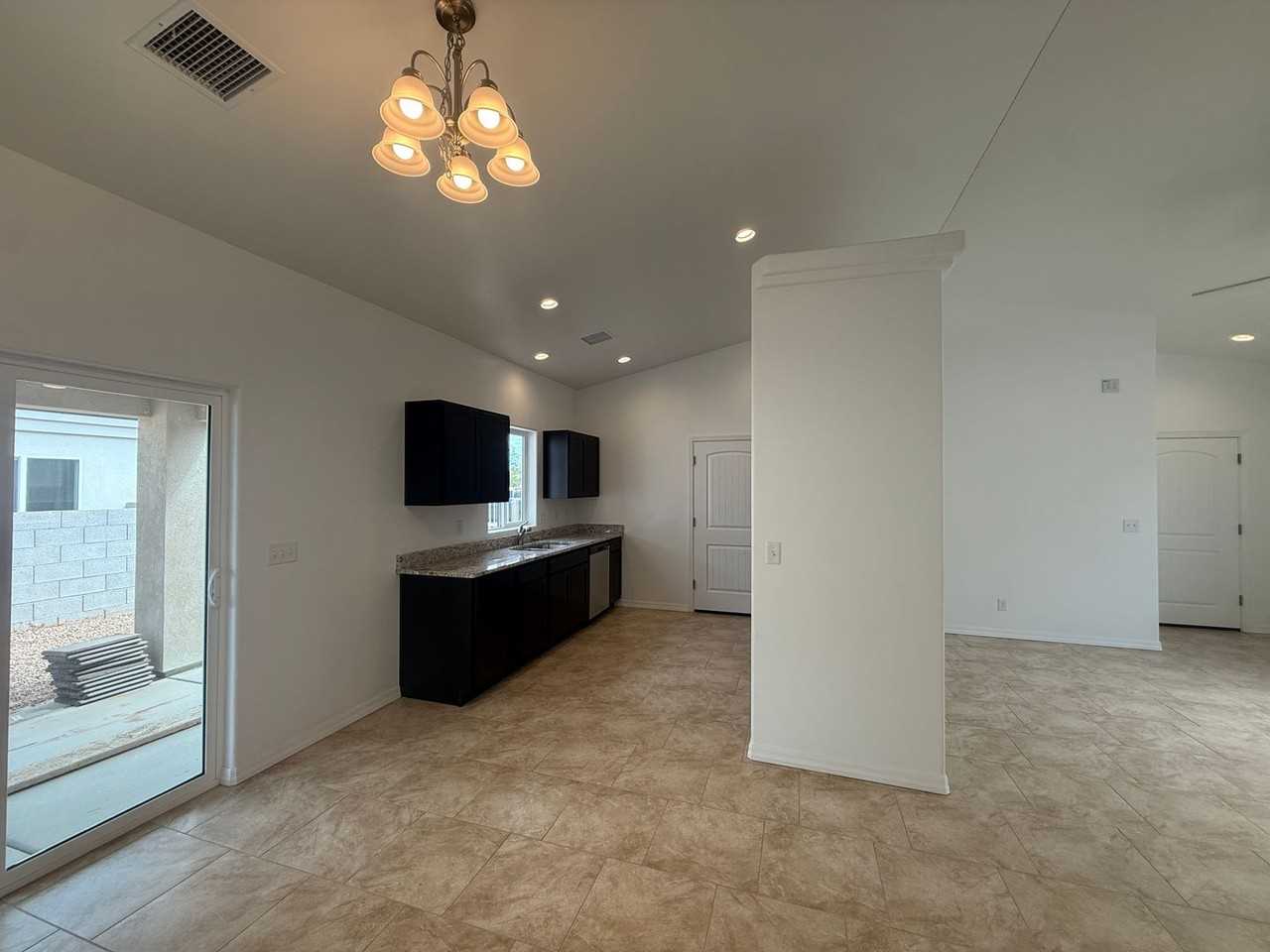 3591 N Verdugo Rd - Photo 4 of 10